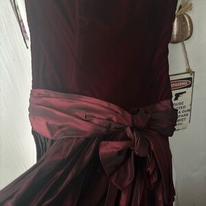 Elegant Burgundy Strapless prom dress and wedding dress